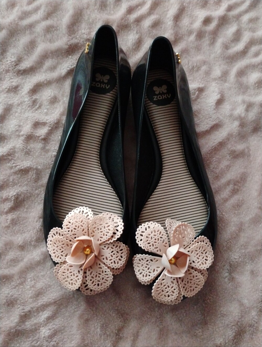 Black Ballet/Ballerina Jelly Flats with Blush Floral Accents Size US7 by Zaxy 🦋